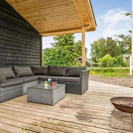 Lisabeth - From The Sea In Ne Jutland By Interhome * Hals